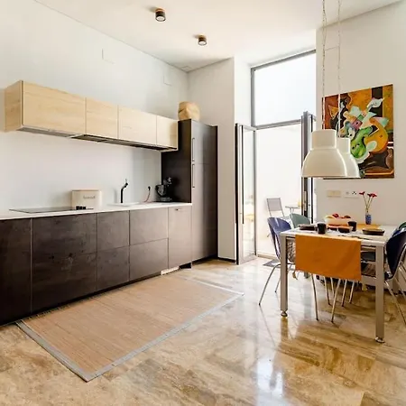 Cozy Loft Patio+pool +wifi Apartment *