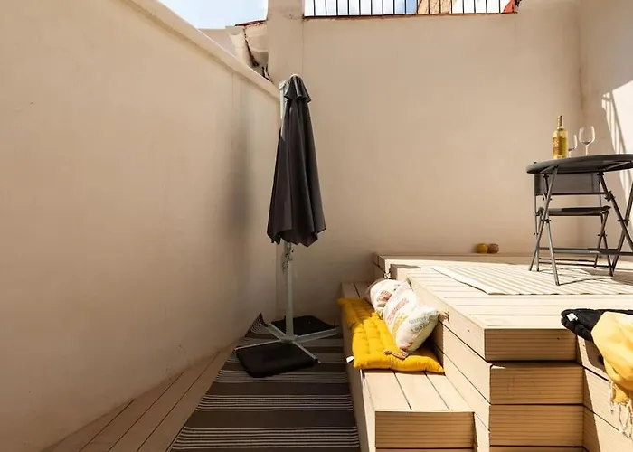 Cozy Loft Patio+pool +wifi Valencia