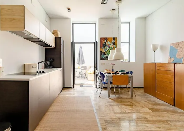 Cozy Loft Patio+pool +wifi Valencia